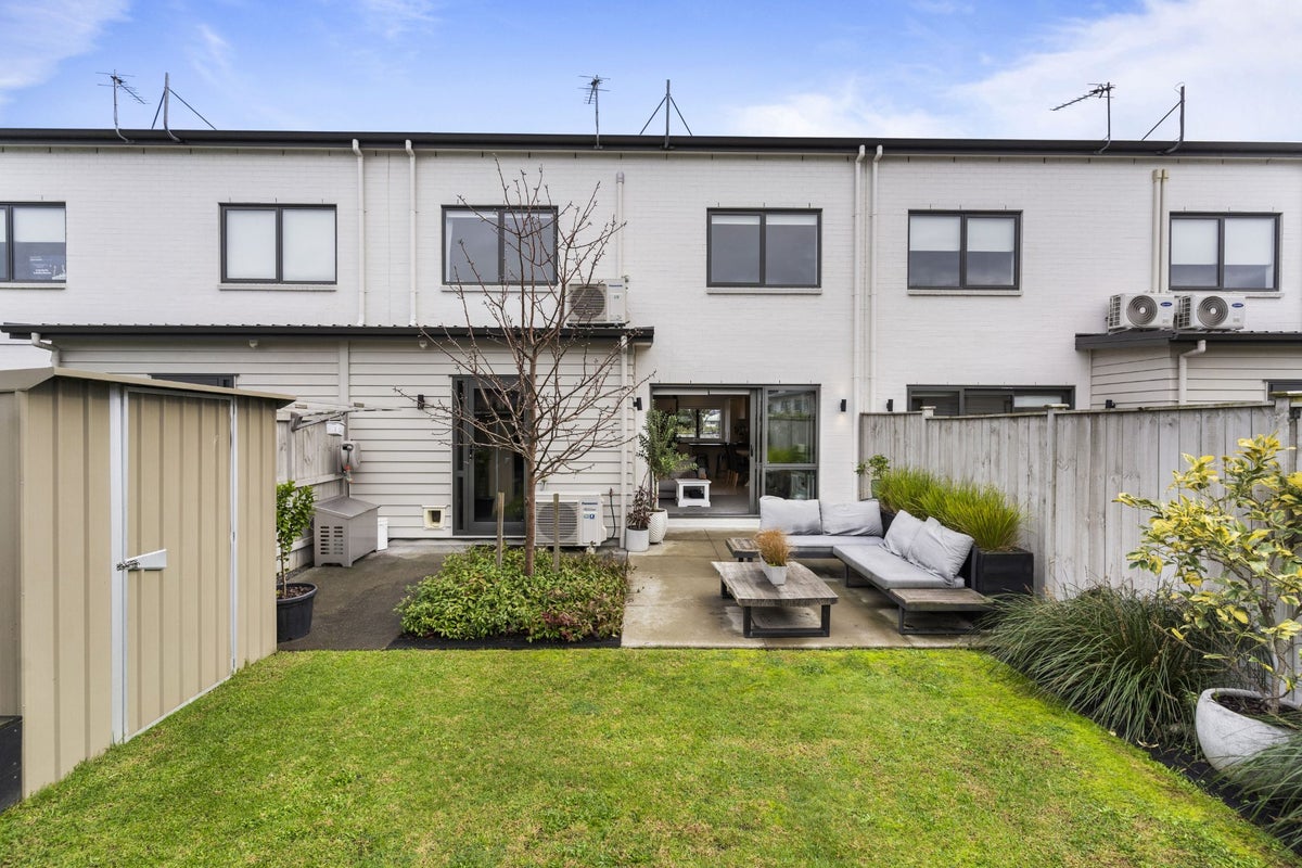 62 Te Napi Drive, Takanini, Auckland - Carousel 18