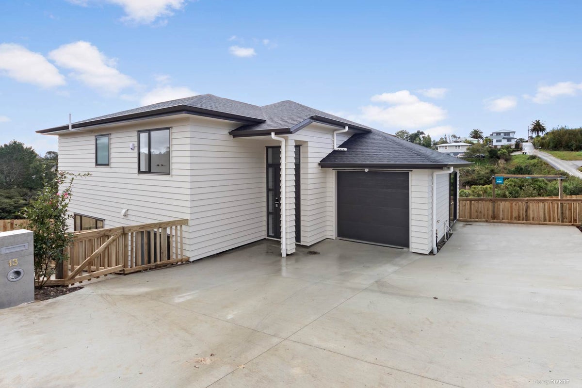 13 Springhill Lane, Sunnyvale, Auckland - Carousel 1