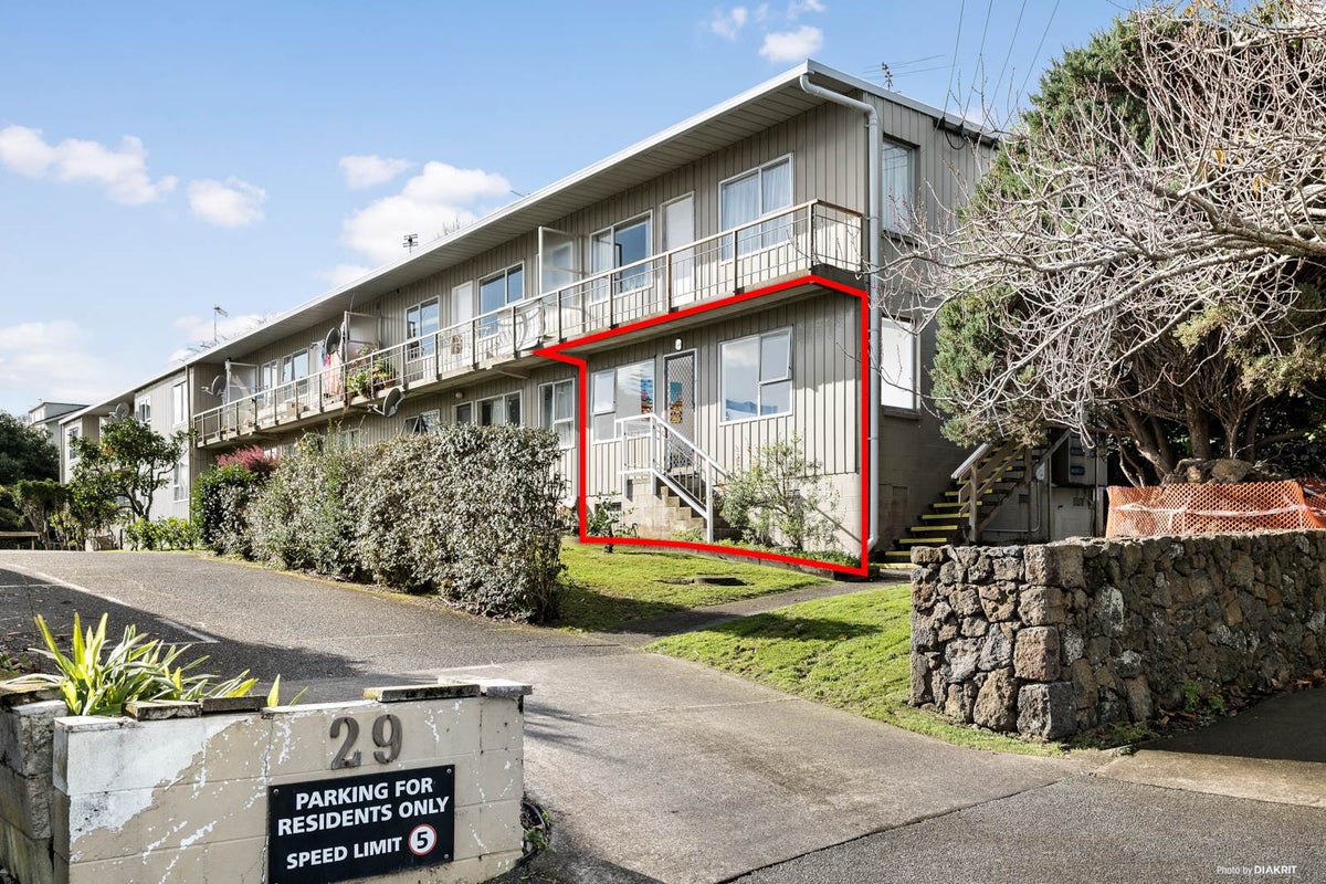 7/29 Fairview Road, Mount Eden, Auckland - Carousel 2