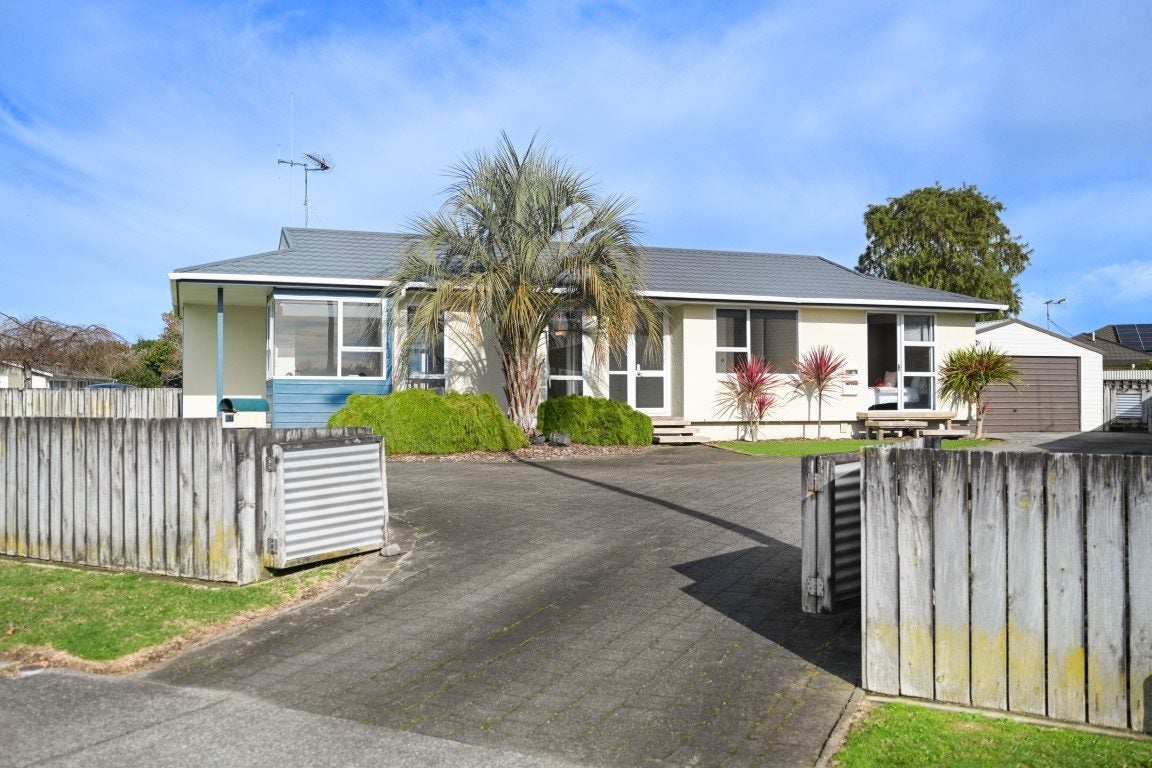 67 Sandwich Road, St Andrews, Hamilton - Carousel 1