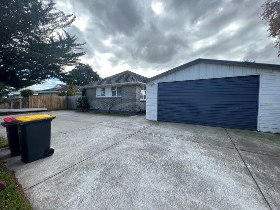 120 Northcote Road, Northcote, Christchurch - Carousel 1