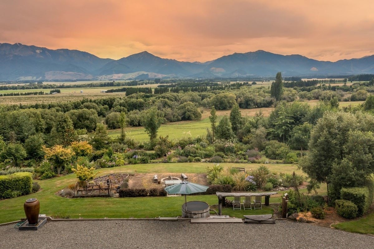 160 Medway Road, Emu Plain, Waiau - Carousel 1