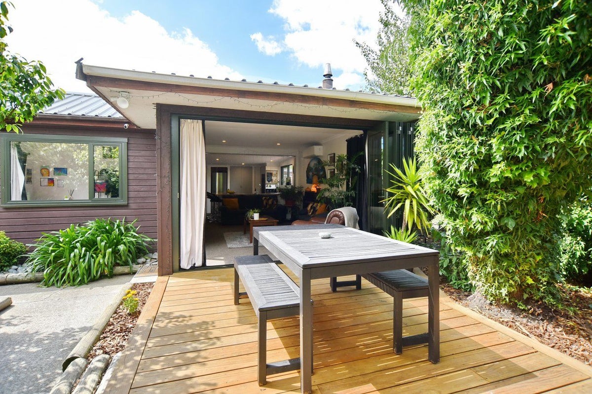 4 Savage Street, Kainga, Christchurch - Carousel 1