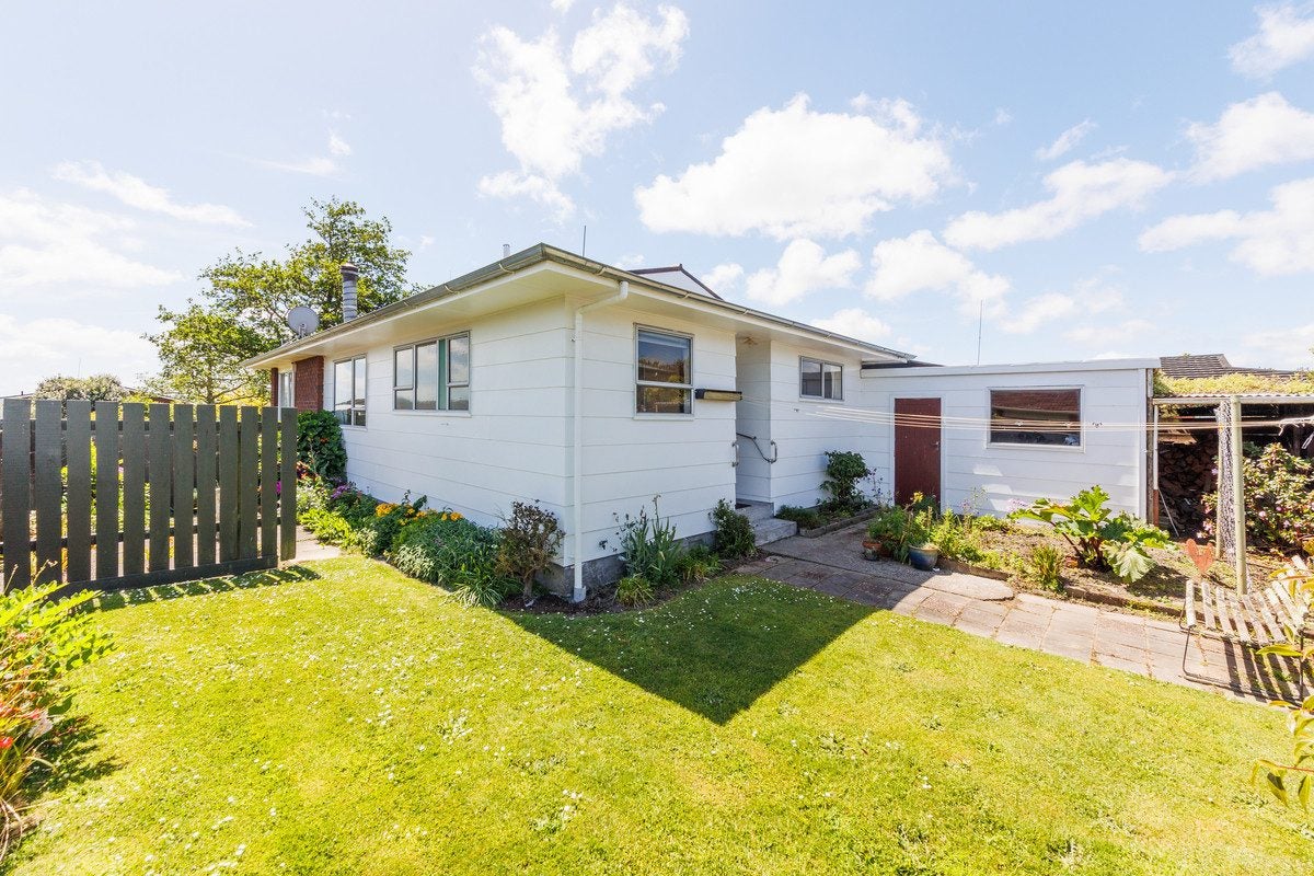 26 Meadowbrook Drive, Cloverlea, Palmerston North - Carousel 20