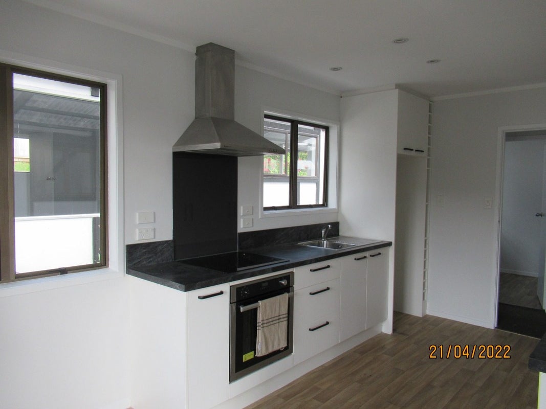 9 Costar Place, Wiri, Auckland - Carousel 2