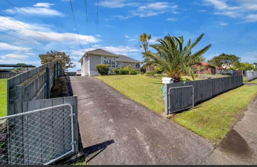 19 Ivon Road, Otara, Auckland - Carousel 1
