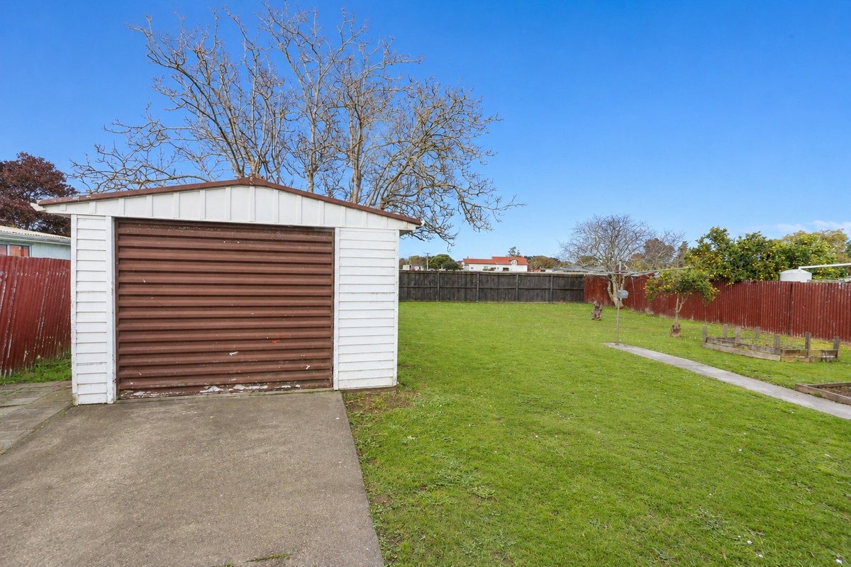 15 Collins Street, Te Hapara, Gisborne - Carousel 12