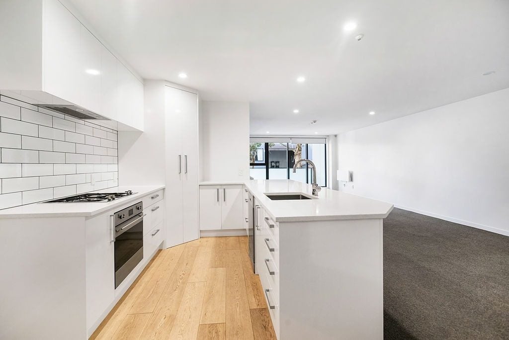 10/8 Basque Road, Eden Terrace, Auckland City, Auckland - Carousel 2