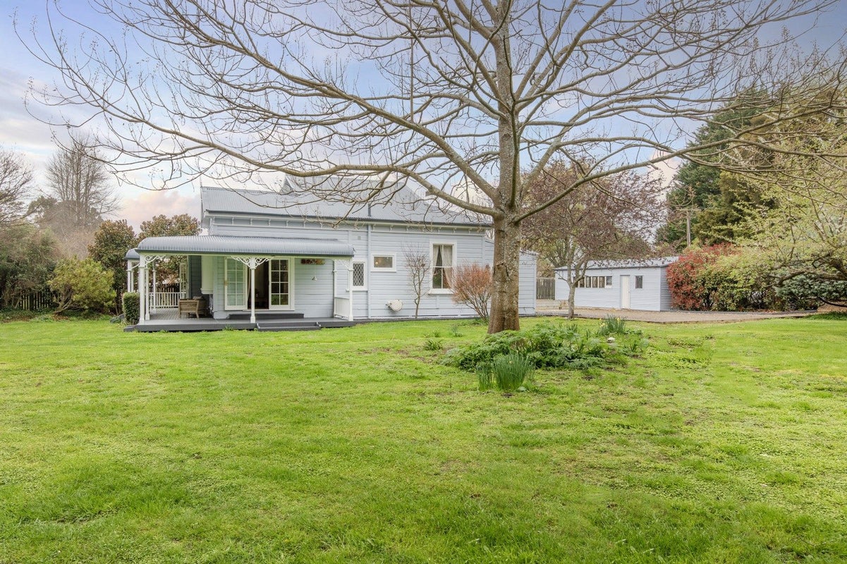 60 Phillips Street, Waipawa - Carousel 18