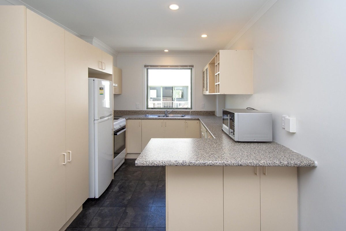 5/454 Hagley Avenue, Christchurch Central, Christchurch - Carousel 2