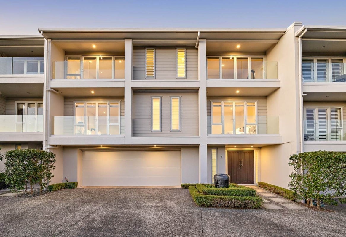 42B Waimarie Street, Saint Heliers, Auckland - Carousel 1
