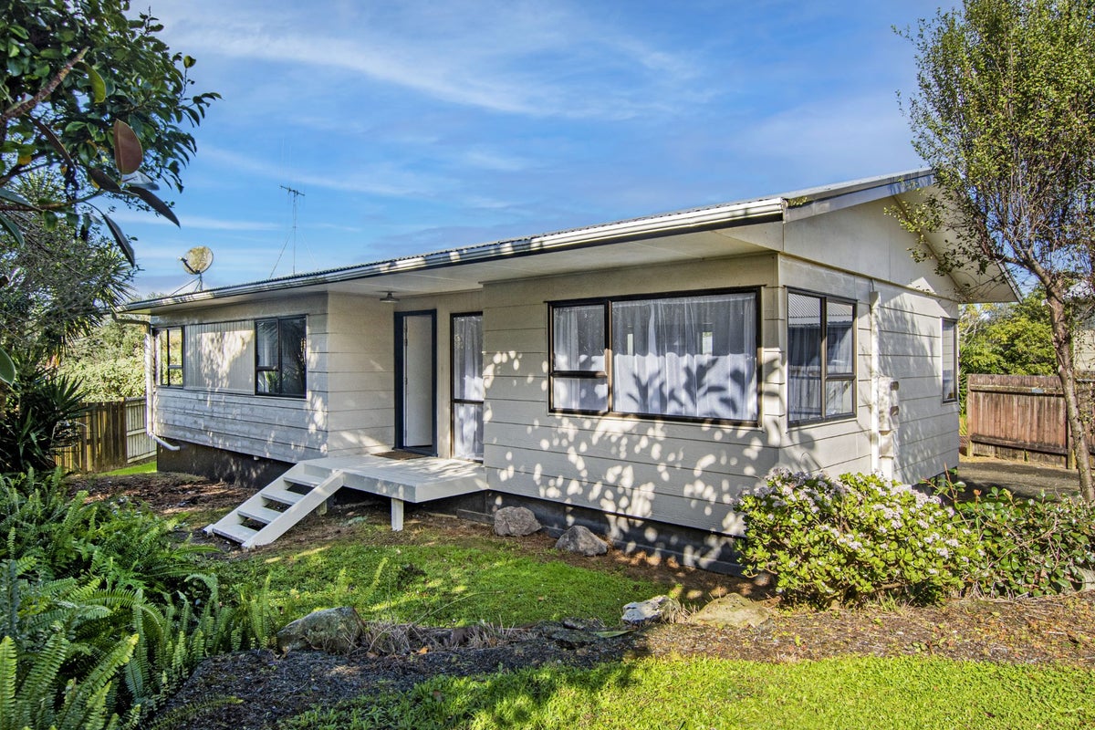 40 Thomas Street, Tikipunga, Whangarei - Carousel 1