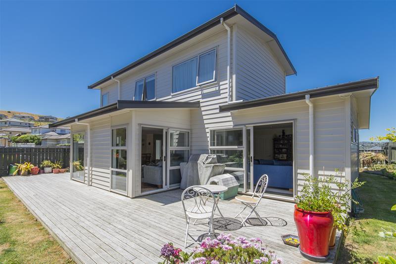 3 Cheetwood Street, Churton Park, Wellington - Carousel 2