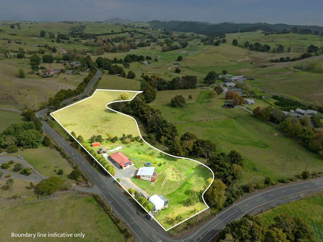 6 Tavinor Road, Whangarei - Carousel 2