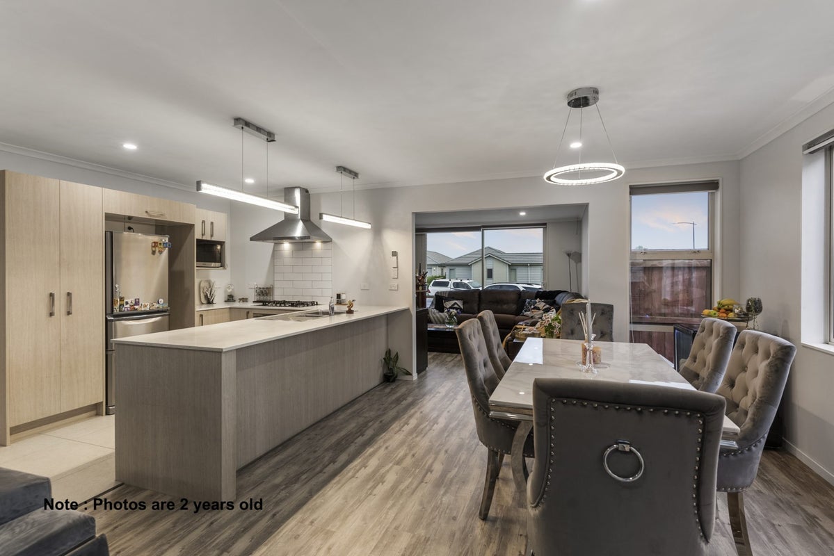 24 Soaring Bird Drive, Takanini, Auckland - Carousel 2