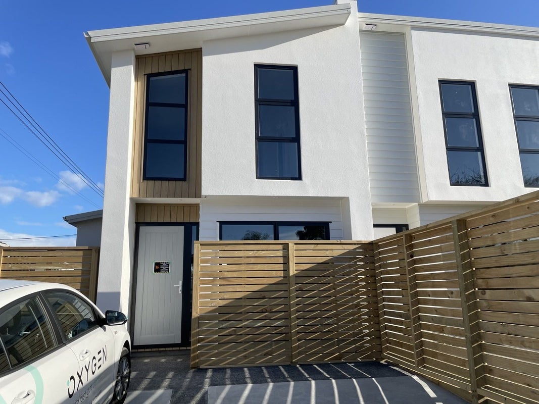 103 Hewer Crescent, Naenae, Lower Hutt - Carousel 1