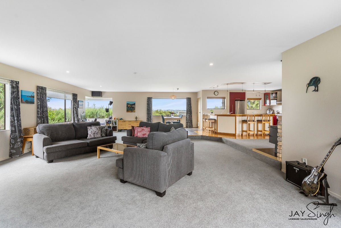 102D Mcgregor Road, Papakura - Carousel 2