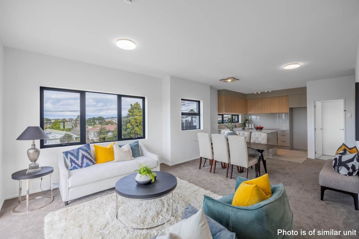 3/43B Waimumu Road, Massey, Auckland - Carousel 2