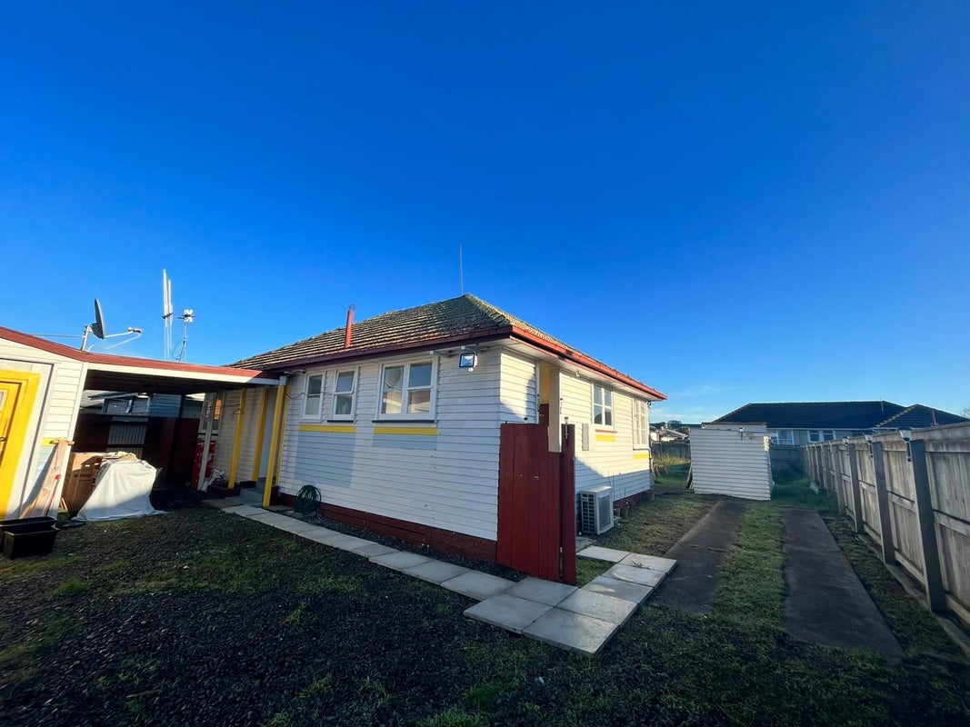 44 Tyne Street, Roslyn, Palmerston North - Carousel 1