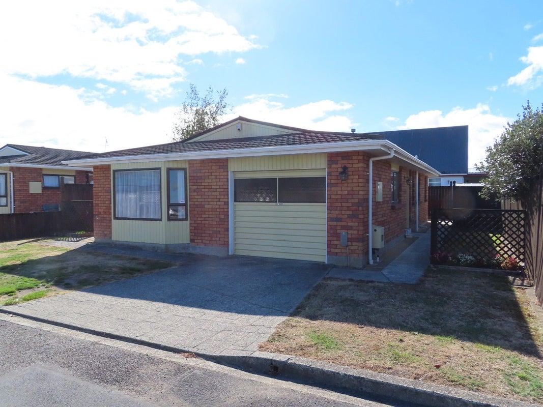 1/715B Fergusson Drive, Elderslea, Upper Hutt - Carousel 1