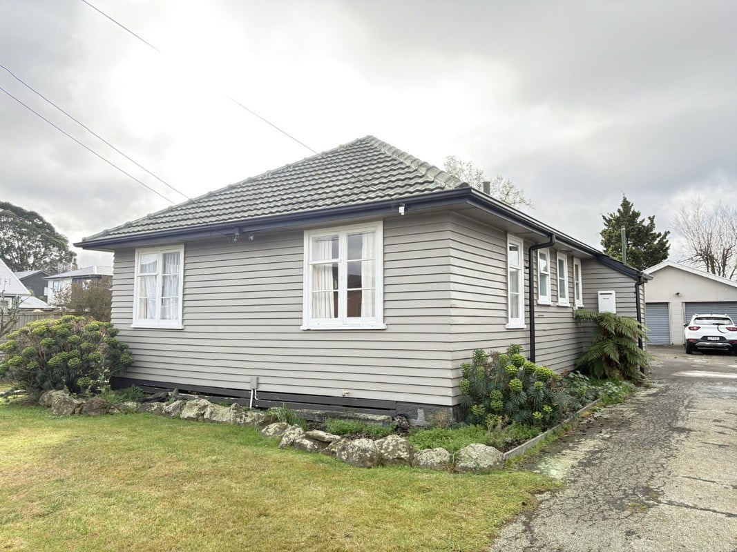 7 Virgil Place, Northcote, Christchurch - Carousel 1