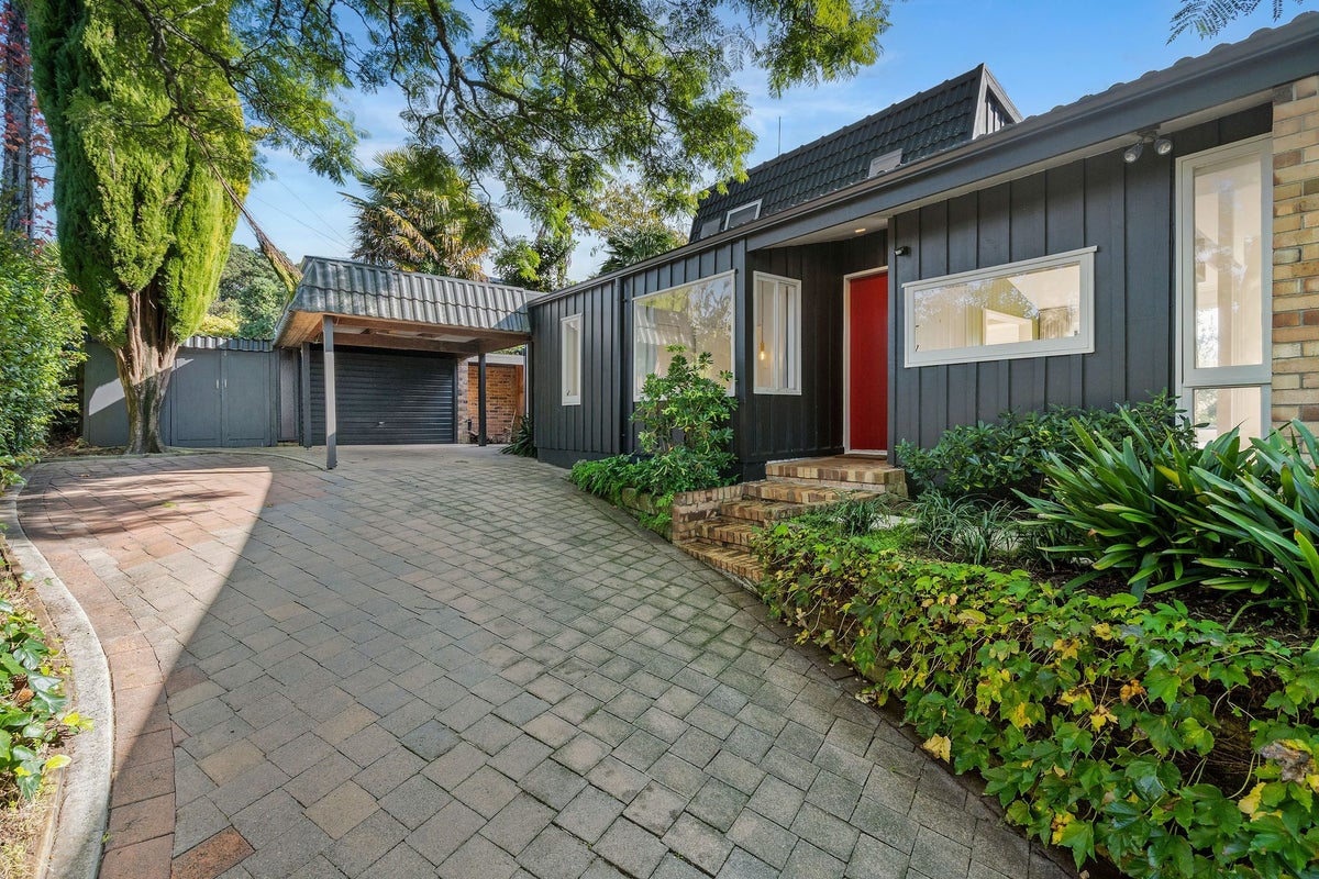 74 Darraghs Road, Brookfield, Tauranga - Carousel 1