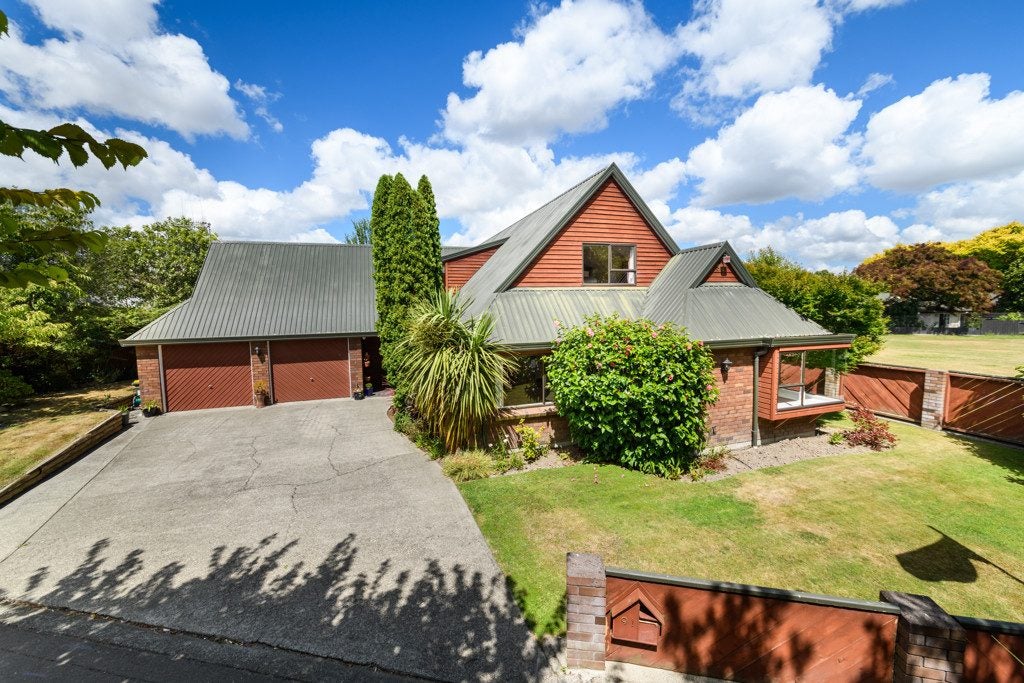 91 Waterloo Crescent, Hokowhitu, Palmerston North - Carousel 1