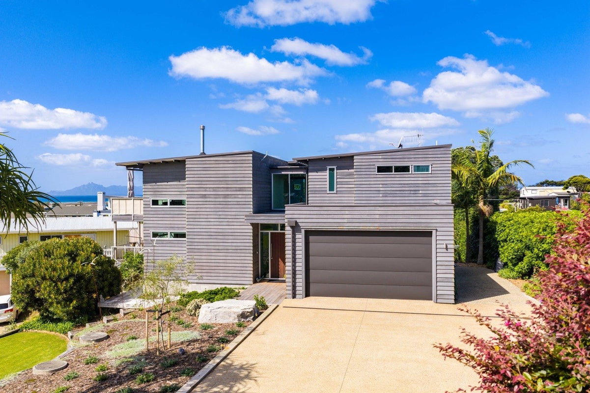 5 Albert Street, Mangawhai Heads, Mangawhai - Carousel 1