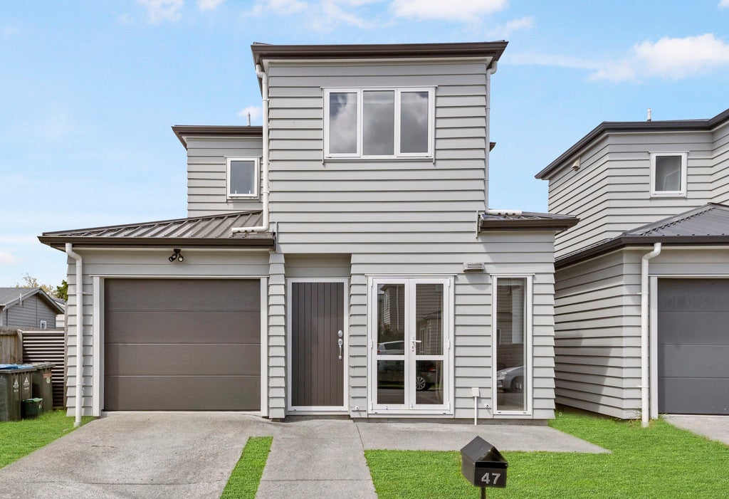 47 Divide Loop, Takanini, Auckland - Carousel 2