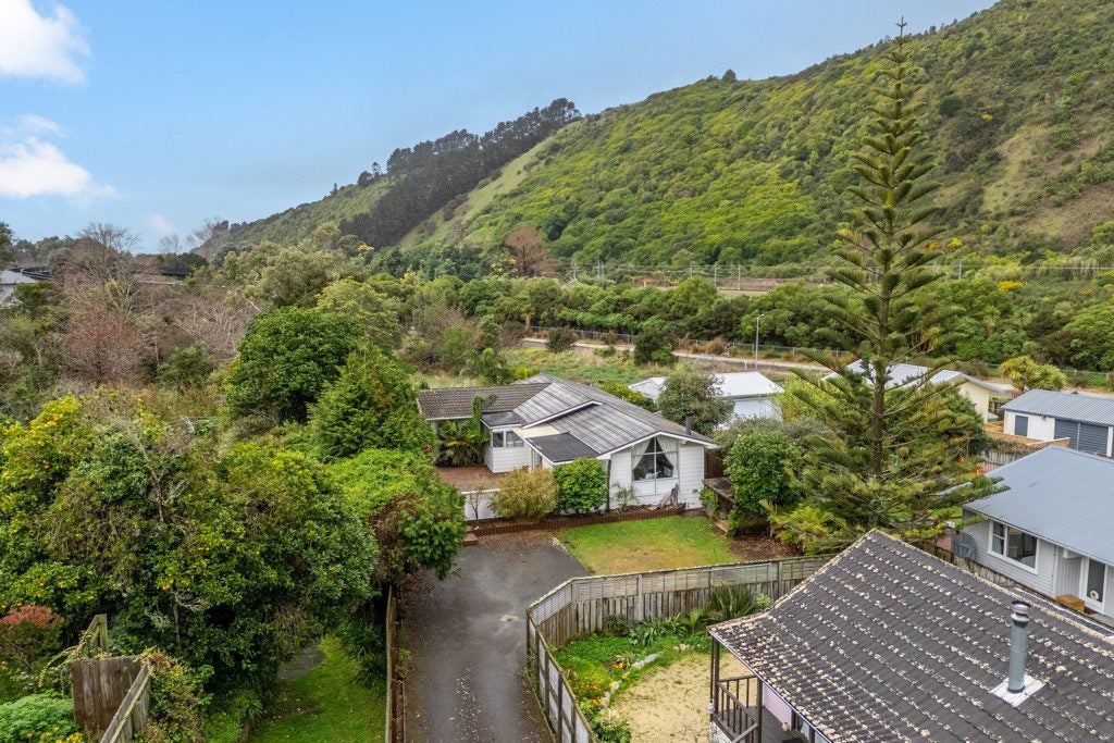 103 Leinster Avenue, Raumati South, Paraparaumu - Carousel 26
