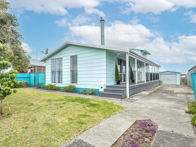19 Cross Street, Castlecliff, Whanganui - Carousel 1