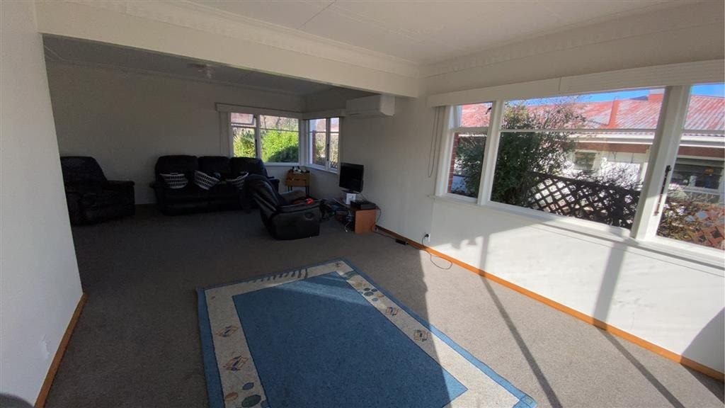 6 Brooklyn Street, Green Island, Dunedin - Carousel 2