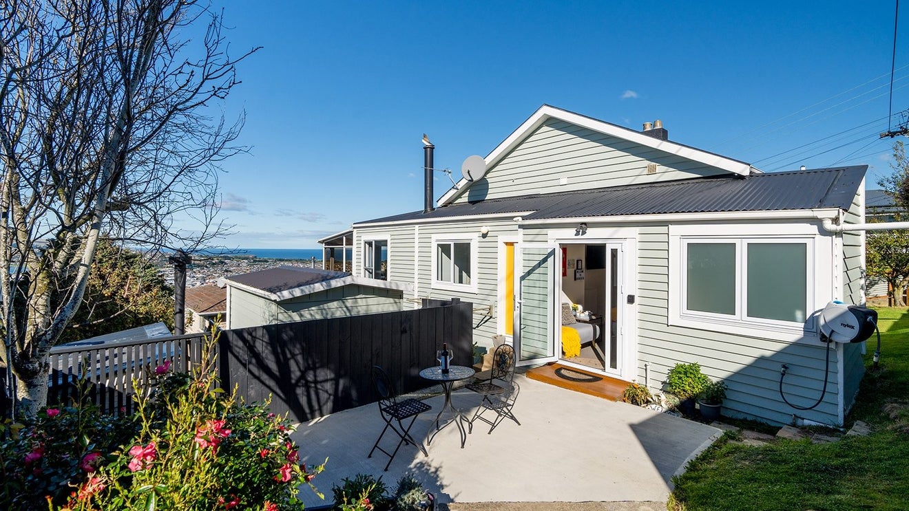 83 Maryhill Terrace, Maryhill, Dunedin - Carousel 1