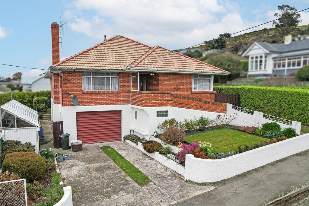 1 Earn Street, Oamaru North, Oamaru - Carousel 1