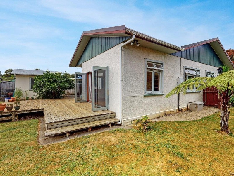 6 Taranaki Street, Saint Johns Hill, Whanganui - Carousel 1