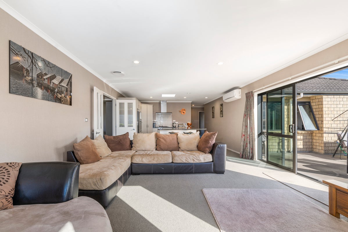 99 Iles Road, Lynmore, Rotorua - Carousel 2