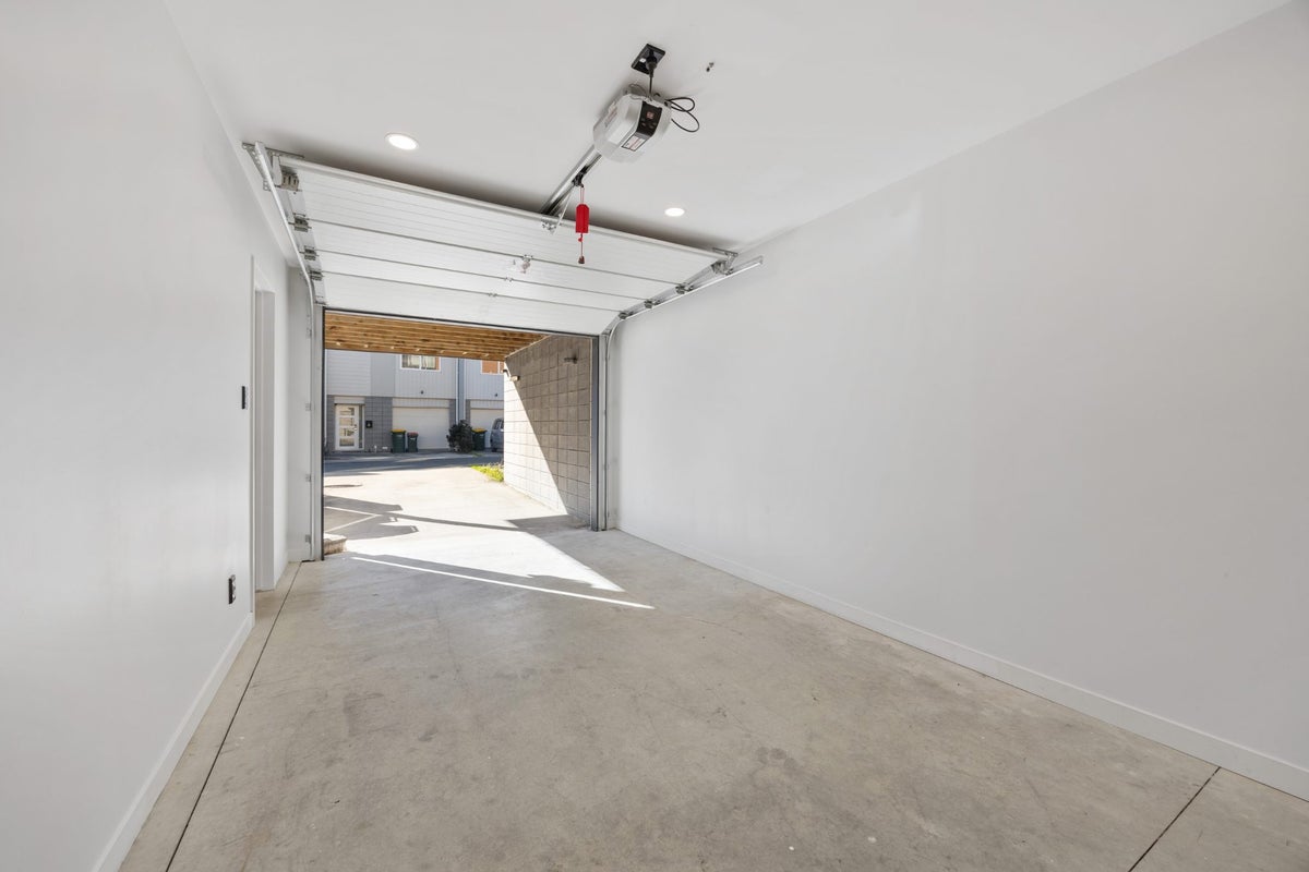 20 Meritage Lane, Te Atatu South, Auckland - Carousel 17