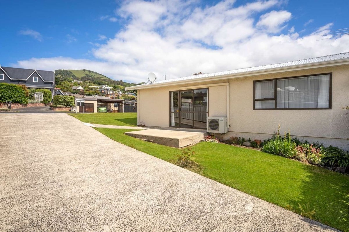 14 Gebbie Street, Kinmont Park, Mosgiel - Carousel 8