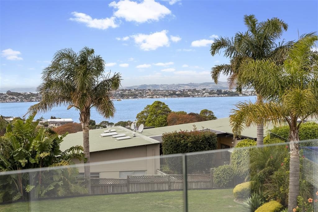 165 Riddell Road, Glendowie, Auckland - Carousel 1