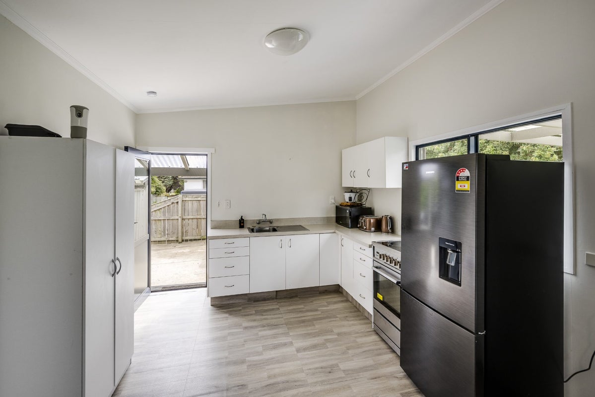 46A Massey Crescent, Marewa, Napier - Carousel 2