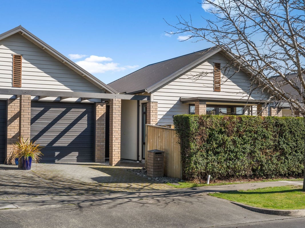 8 Saracen Avenue, Northwood, Christchurch - Carousel 1