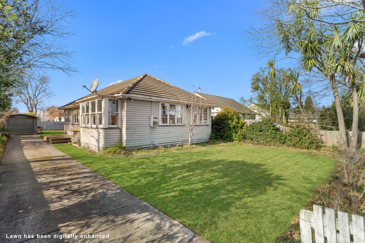 8 Ballantyne Avenue, Upper Riccarton, Christchurch - Carousel 1