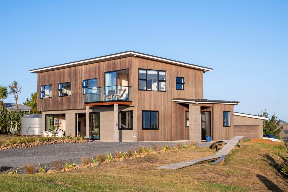 165 Constable Road, Muriwai, Waimauku - Carousel 1