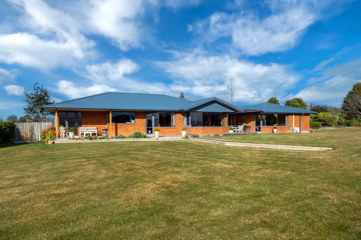 41 Kalaugher Road, Geraldine Downs, Geraldine - Carousel 1