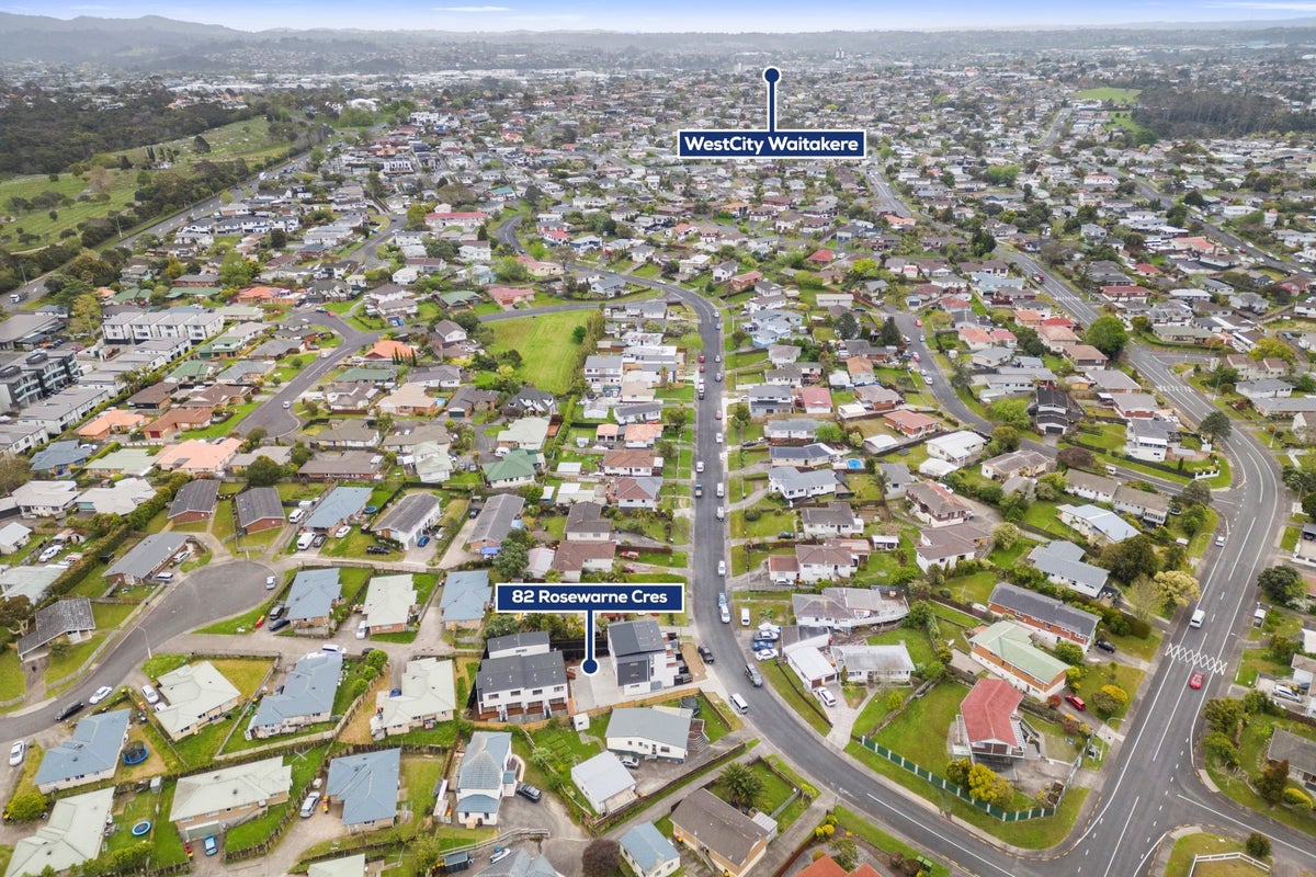 8/82 Rosewarne Crescent, Glendene, Auckland - Carousel 13