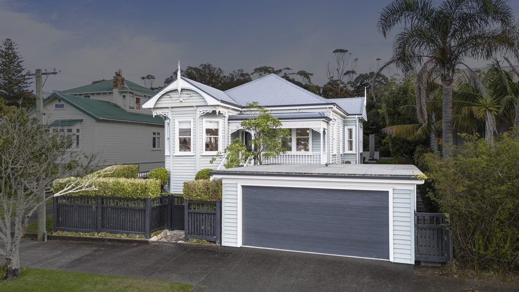 36 Springfield Road, Morningside, Auckland - Carousel 2