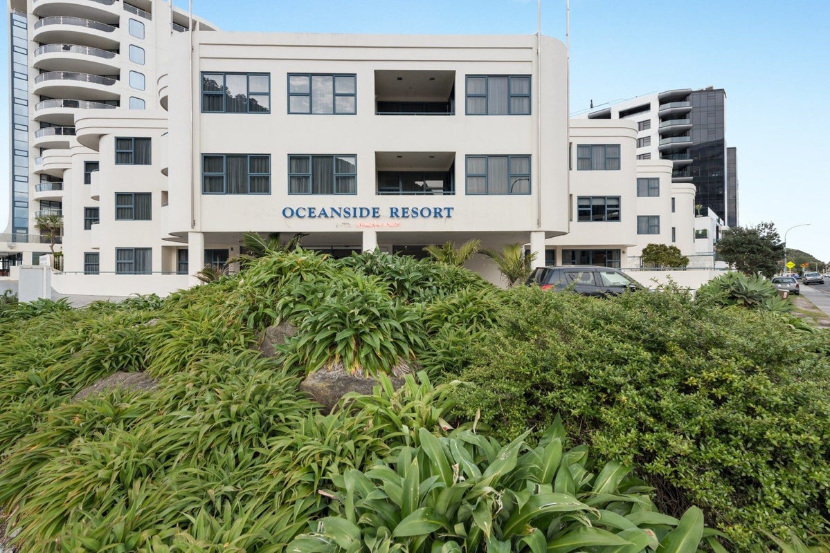 1 Maunganui Road, Birkenhead, Auckland - Carousel 2