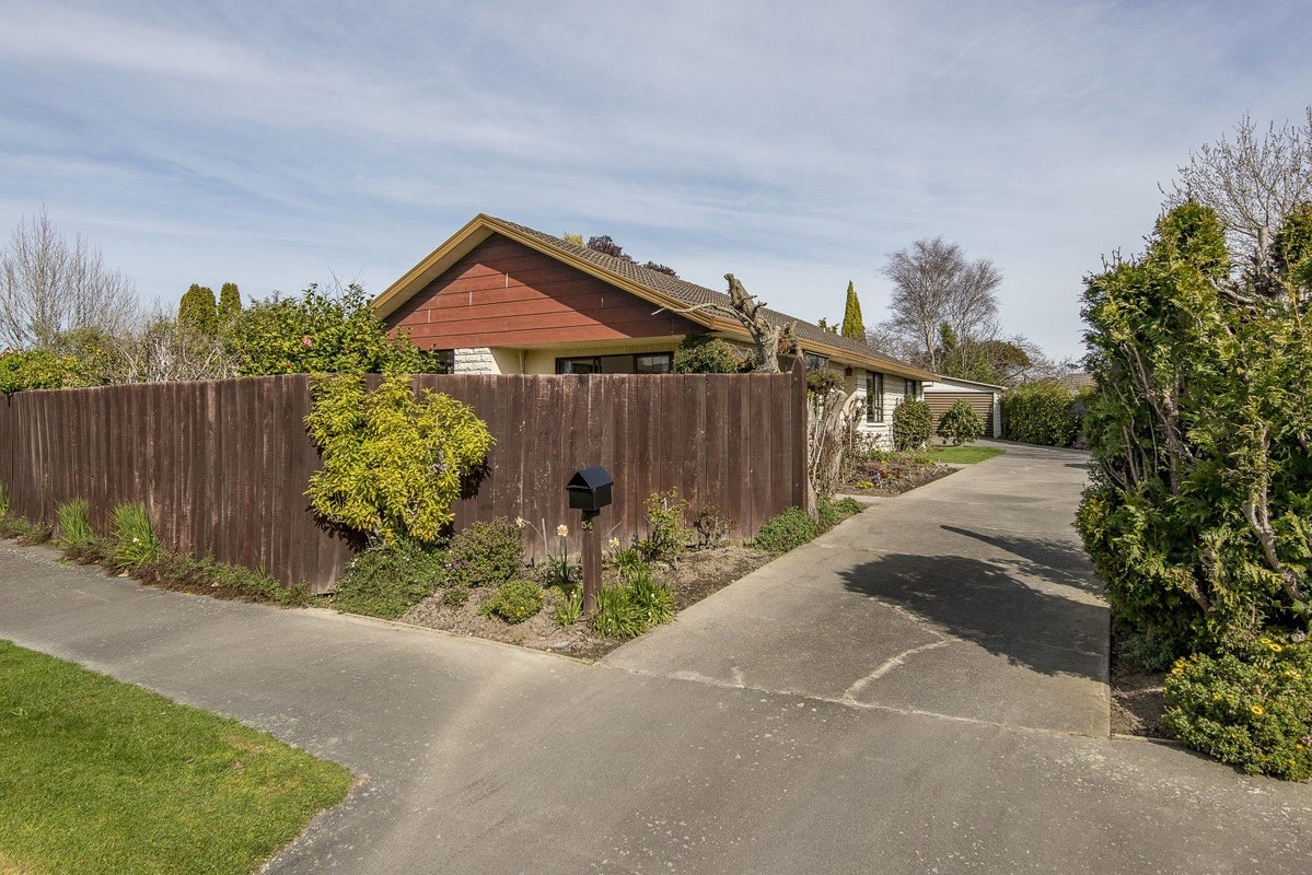 54 Bellingham Place, Avonhead, Christchurch - Carousel 18