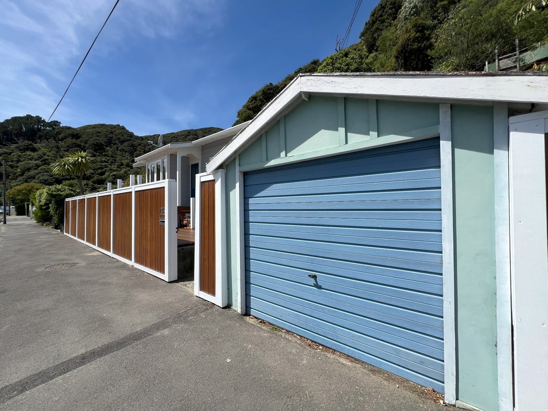 315 Muritai Road, Eastbourne, Lower Hutt - Carousel 33