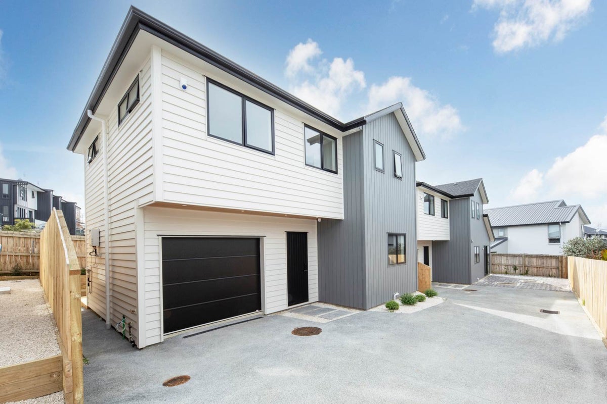16C Lyndhurst Street, Wai o Taiki Bay, Auckland - Carousel 1